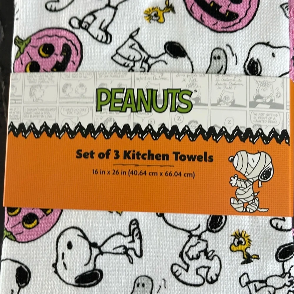 🆕PEANUTS SNOOPY HALLOWEEN 🎃 SET OF 3 KITCHEN TOWELS - Picture 5 of 7